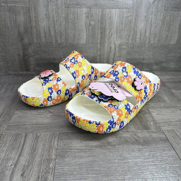 CROCS Marimekko Floral Men's 10/Women's 12 Classic Sandals - Picture 3 of 8